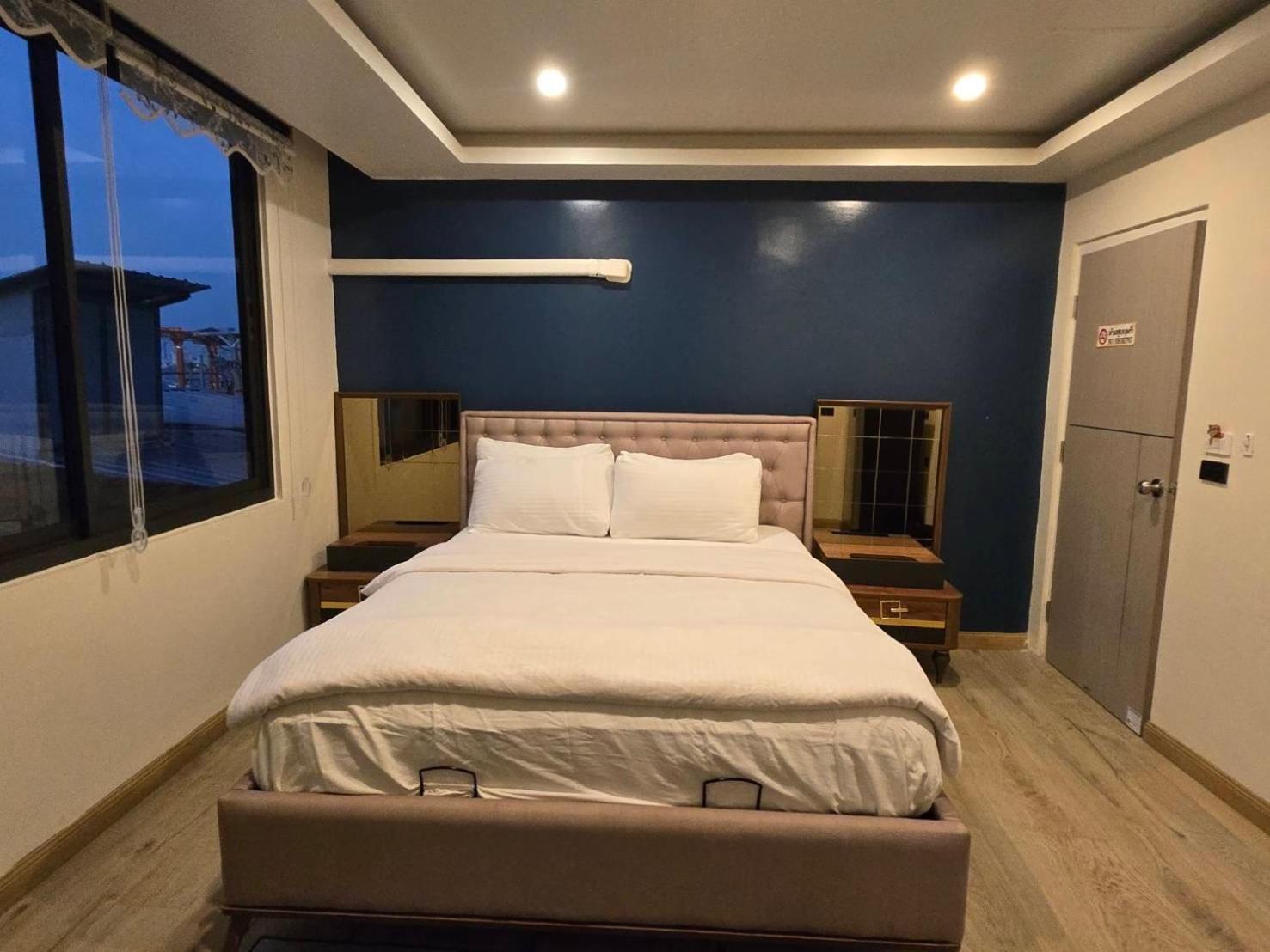Pumpui Place Pattaya Luaran gambar